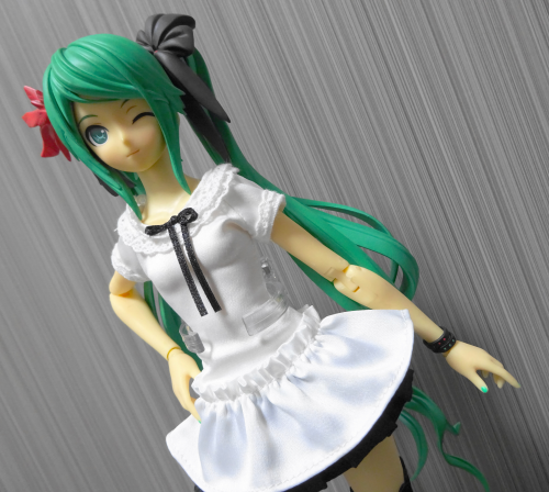 RAH 初音ミク シュープリーム rah_miku_honey_2.png